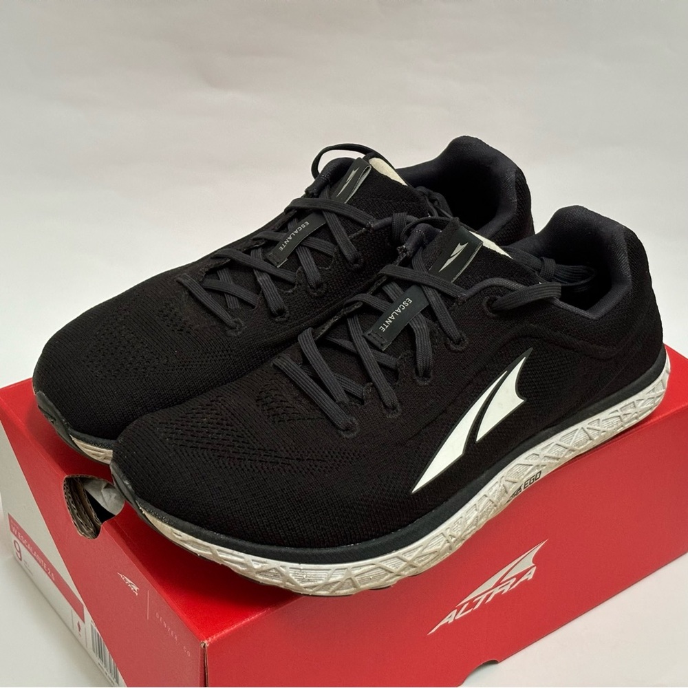 Altra Escalante 2.5 running shoes women’s US 9 black